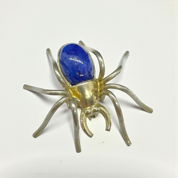 Antique-Vintage Art Deco Tall Brass & Lapis Lazuli Glass Cabochon Spider Brooch - Picture 9 of 10